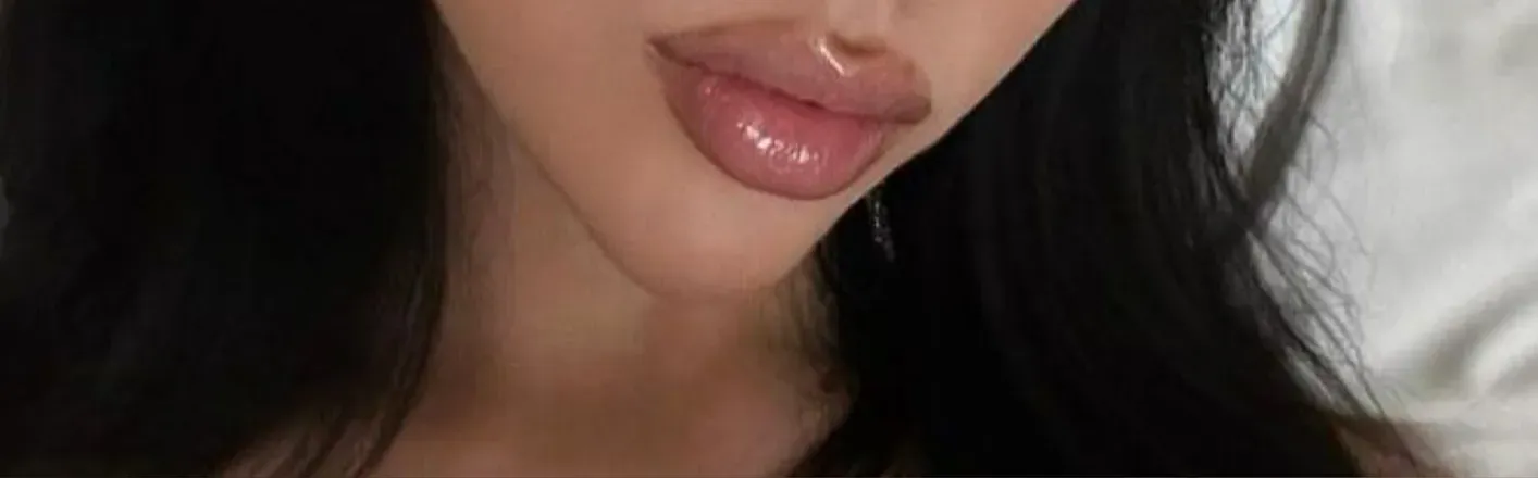 OnlyFans cuenta velvetmorenamami header 2
