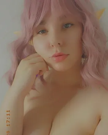 OnlyFans account  baby_autumn_moon avatar 1