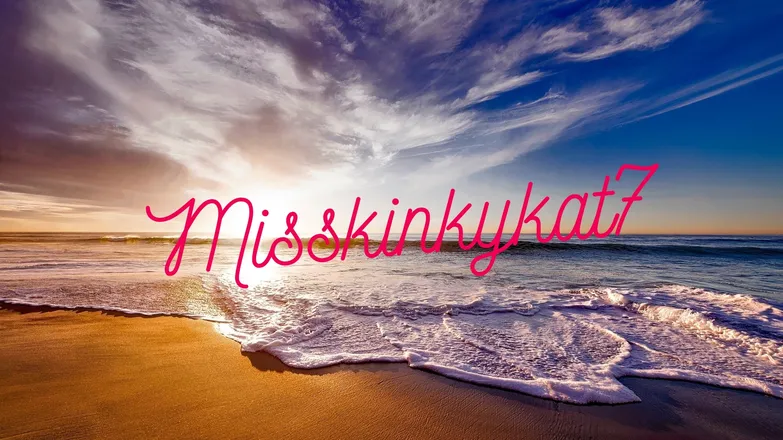 OnlyFans cuenta misskinkykat7 header 2