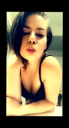 OnlyFans cuenta honeypott2828 header 2