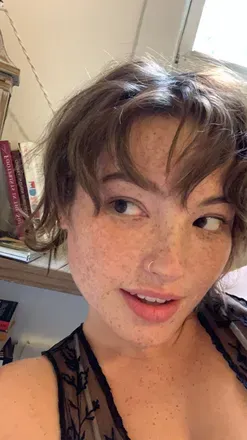 OnlyFans account  freckledro avatar 1