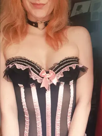 OnlyFans account  porcelainrosex avatar 1
