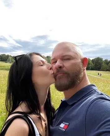 OnlyFans account  daddyandhisgirl_official header 2