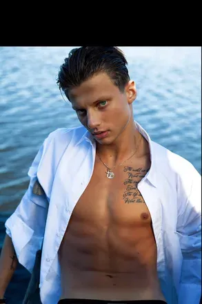 OnlyFans account  eddygolden avatar 1
