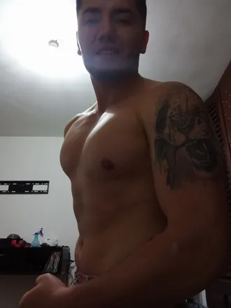 OnlyFans cuenta u197542699 header 2