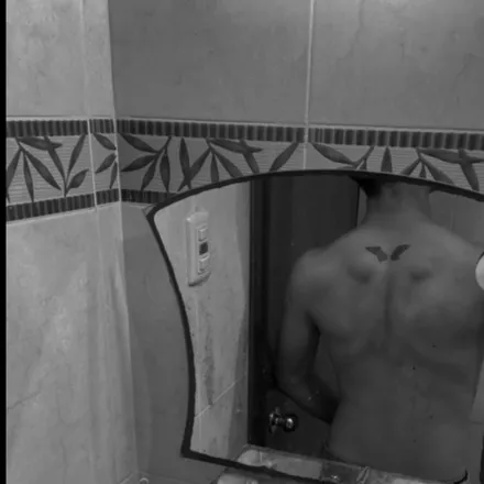 OnlyFans cuenta charly.rivers header 2
