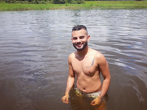 OnlyFans cuenta u196513880 header 2