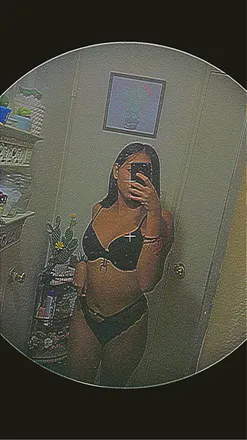 OnlyFans account  yamii420 header 2