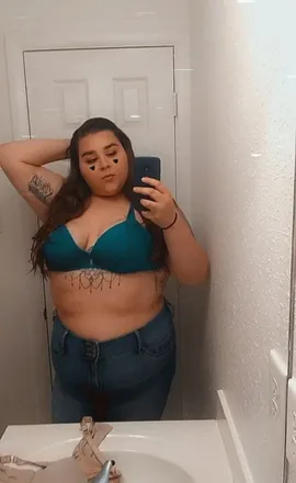 OnlyFans cuenta queenkass115 header 2
