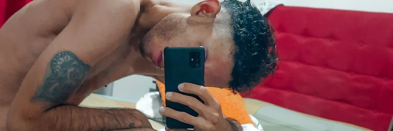 OnlyFans cuenta latincurveddick header 2