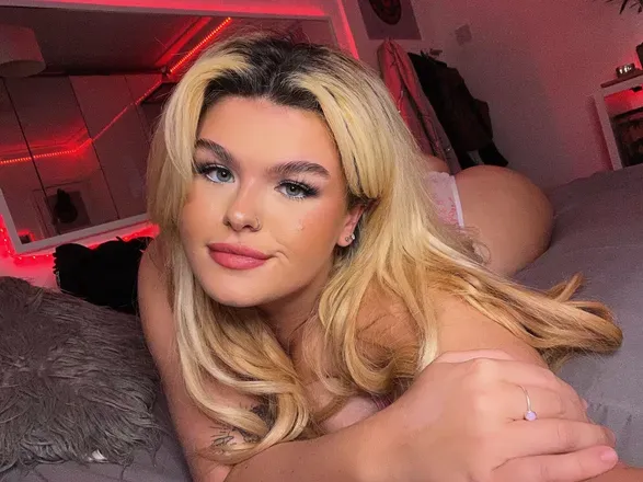 OnlyFans cuenta icystellawhite avatar 1