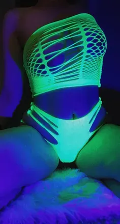 OnlyFans account  littlesubprincess avatar 1