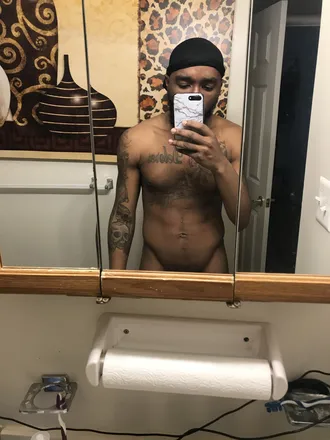 OnlyFans cuenta lorkevo header 2