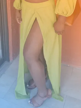 OnlyFans cuenta yummmaeeefeet header 2