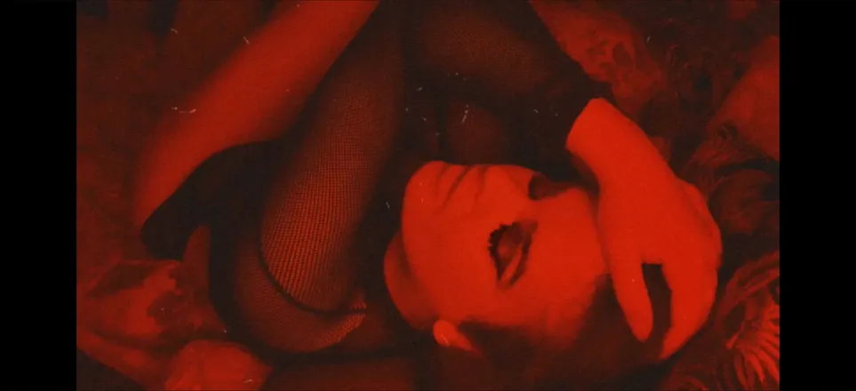 OnlyFans cuenta salaciouswhispers header 2
