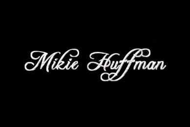 OnlyFans cuenta mikiehuffman header 2