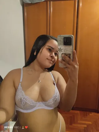 OnlyFans cuenta mairavivas header 2