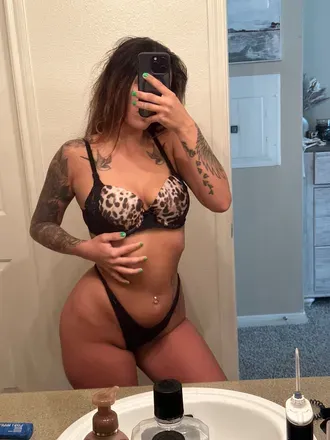 OnlyFans cuenta queenhails_504 avatar 1