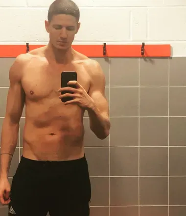 OnlyFans cuenta mikehuge avatar 1