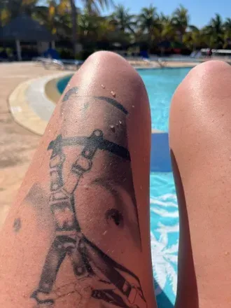 OnlyFans cuenta vivipeaches header 2