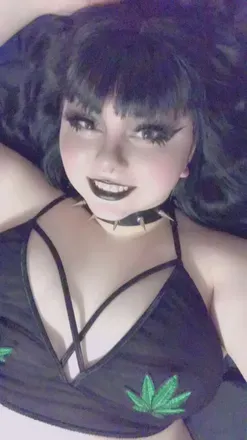 OnlyFans account  bigoltitbees avatar 1