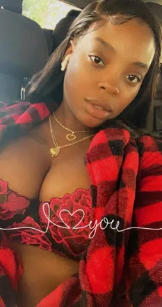 OnlyFans account  charonnthaastallionn header 2