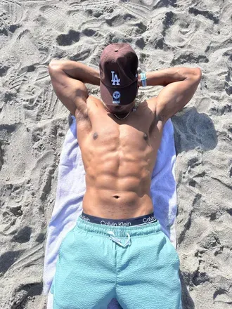 OnlyFans cuenta louisdior0 avatar 1