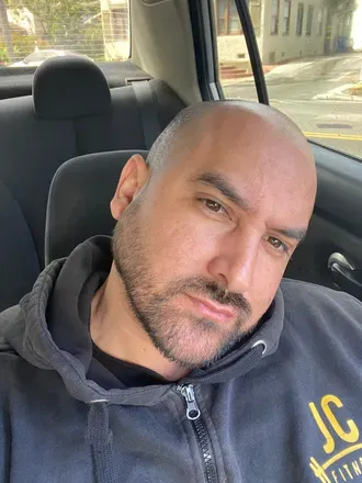 OnlyFans cuenta julian1002 avatar 1