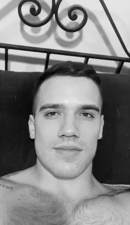 OnlyFans cuenta santigqg header 2