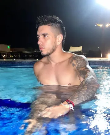 OnlyFans cuenta alex_arenas header 2
