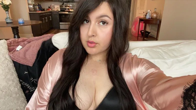 OnlyFans cuenta juliemartini222 avatar 1