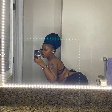 OnlyFans cuenta catalinasxxworld header 2