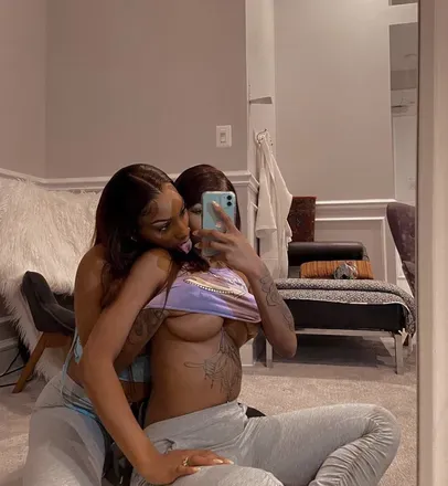 OnlyFans cuenta indigolefleur header 2