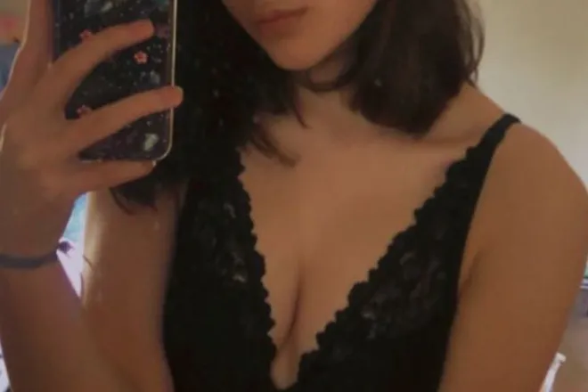OnlyFans cuenta jadahoney header 2