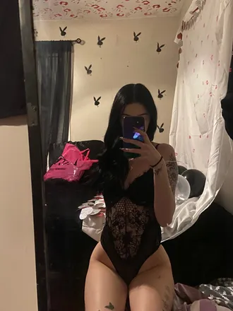 OnlyFans cuenta queenry1 header 2