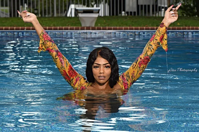 OnlyFans cuenta tokyoo header 2