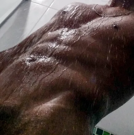 OnlyFans cuenta eumlouback header 2