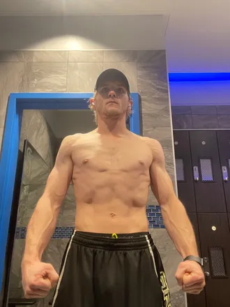 OnlyFans cuenta kingdnasty29 header 2