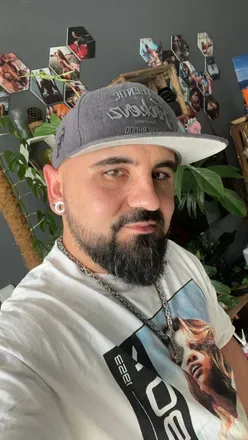 OnlyFans cuenta momentsinart avatar 1