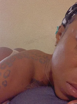 OnlyFans cuenta cocoa.tsunami header 2