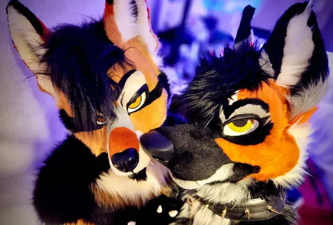 OnlyFans cuenta naughtywoofs header 2