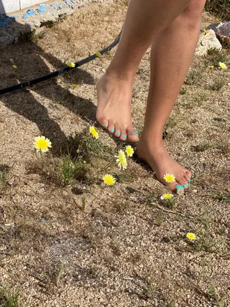 OnlyFans cuenta footsiestarrr header 2