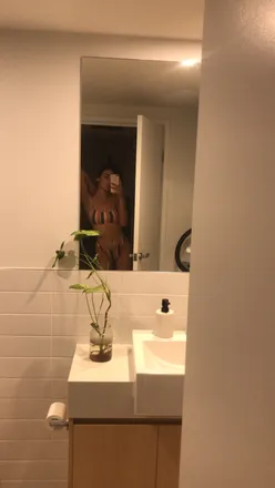 OnlyFans cuenta katieekash header 2