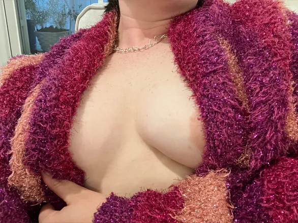 OnlyFans cuenta mommynoises header 2