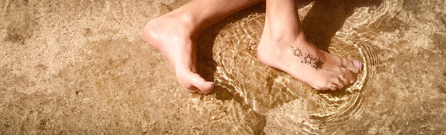 OnlyFans cuenta rosietoes069 header 2