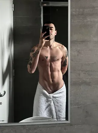 OnlyFans cuenta tattooedlatinlad avatar 1