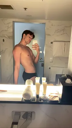 OnlyFans cuenta swiftyyniftyy header 2
