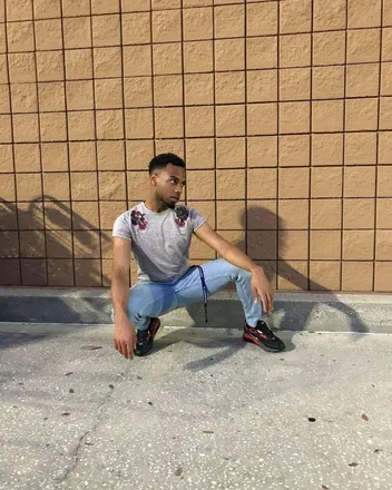 OnlyFans cuenta bigdickriquee header 2