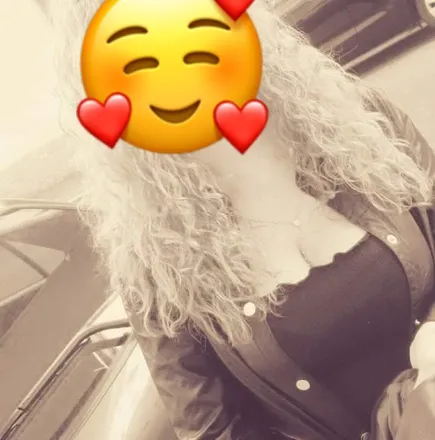OnlyFans cuenta melli.lya header 2