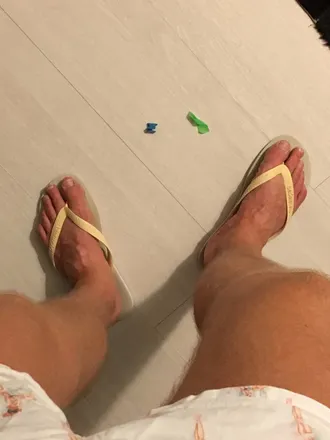 OnlyFans cuenta mark_feet_it header 2